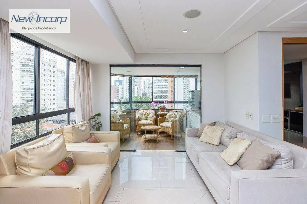 Apartamento, 4 quartos, 220 m² - Foto 1