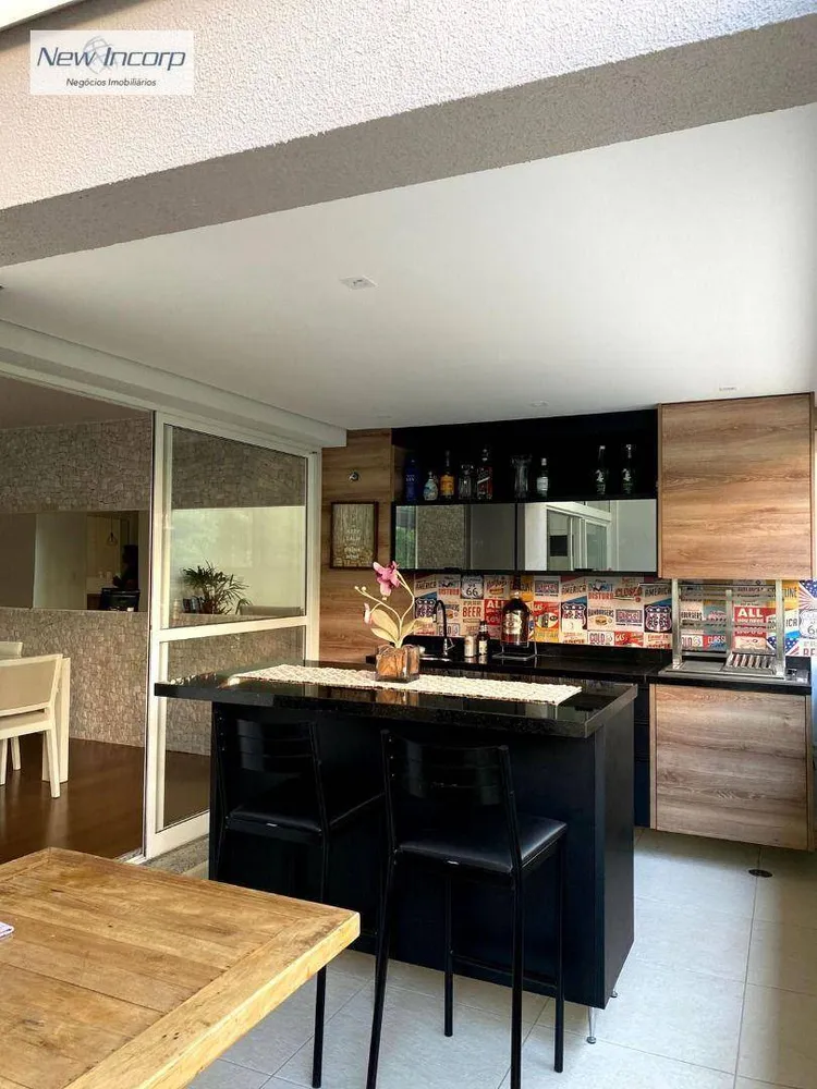 Apartamento, 3 quartos, 238 m² - Foto 2