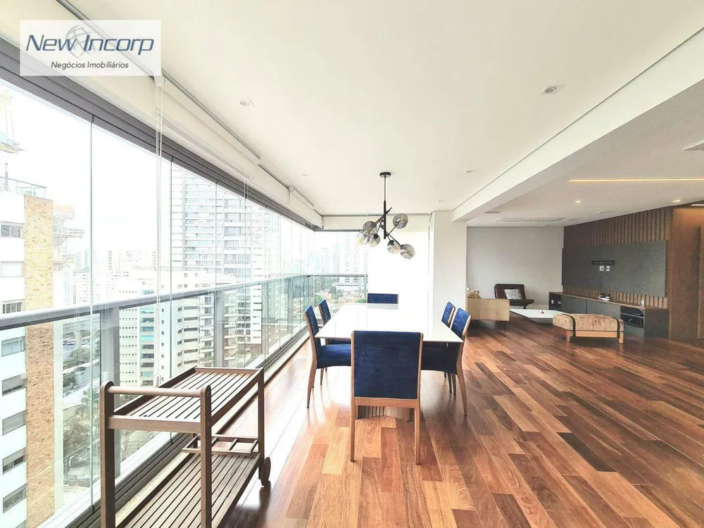 Apartamento, 3 quartos, 193 m² - Foto 1
