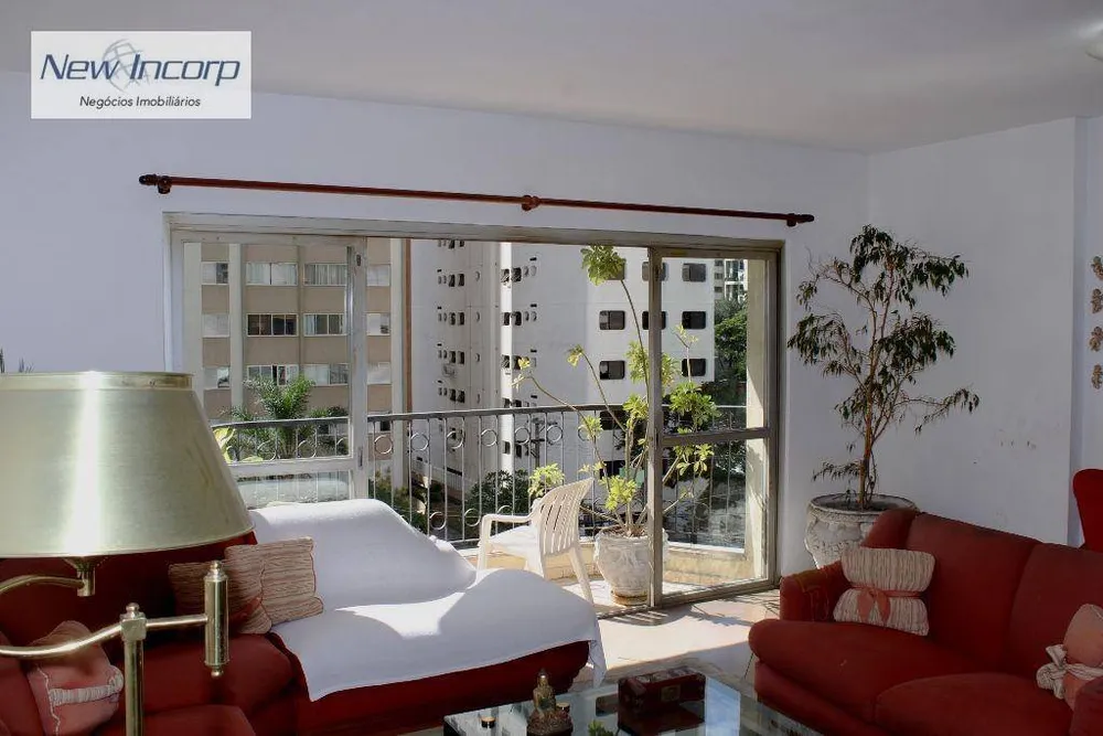Apartamento, 3 quartos, 150 m² - Foto 2