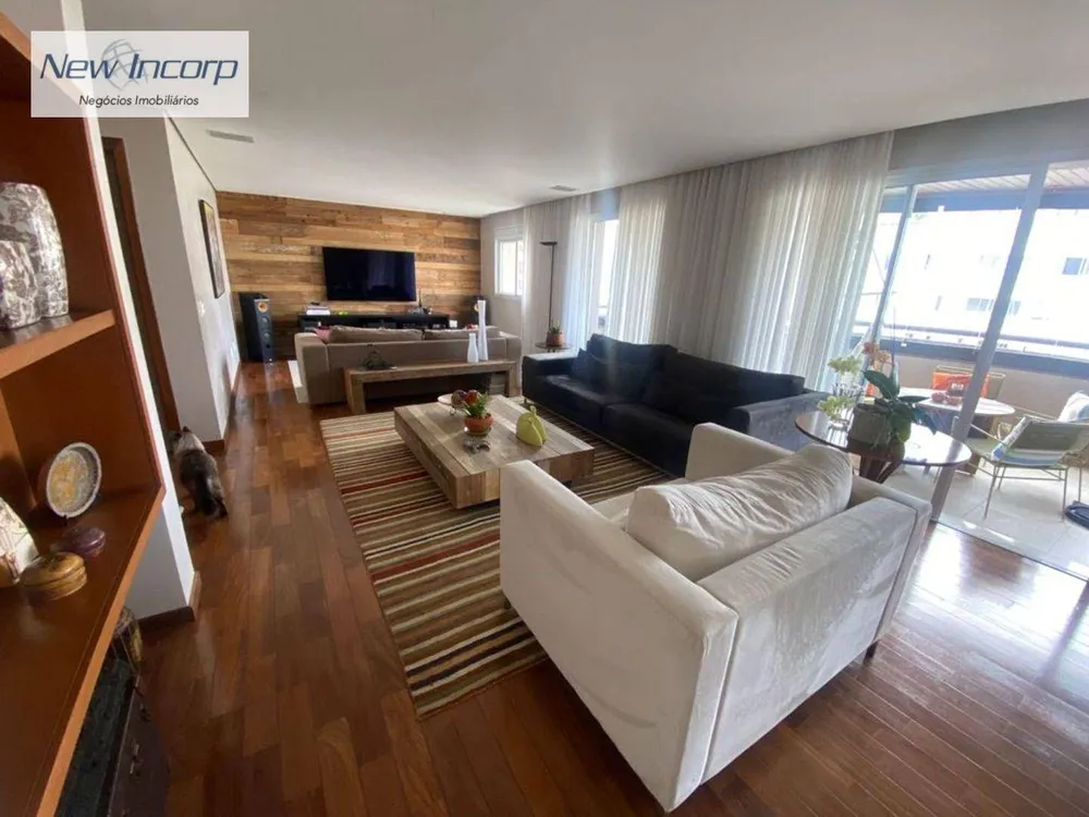 Apartamento, 4 quartos, 202 m² - Foto 1