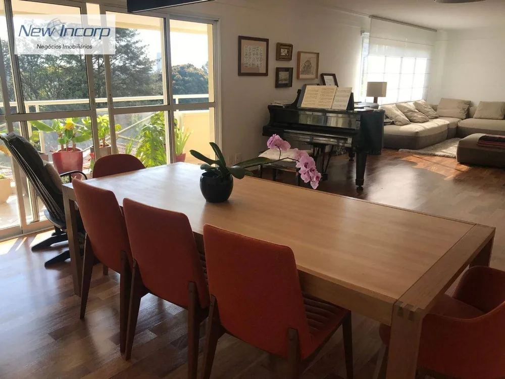 Apartamento, 4 quartos, 234 m² - Foto 1