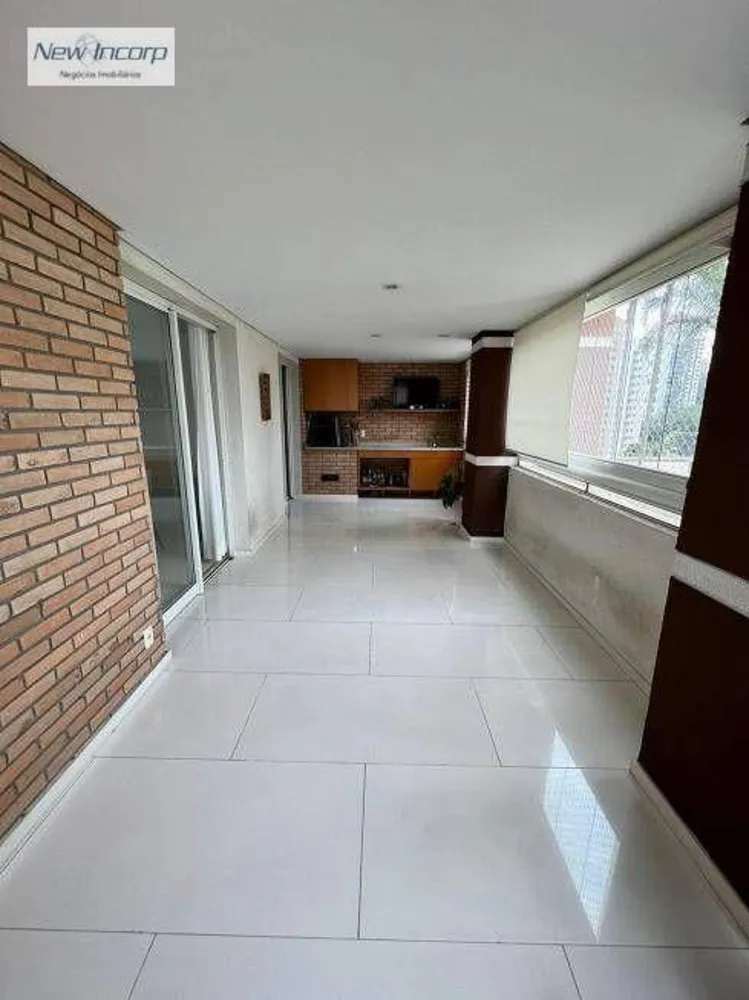Apartamento, 3 quartos, 266 m² - Foto 2