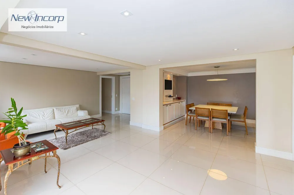 Apartamento, 4 quartos, 196 m² - Foto 1
