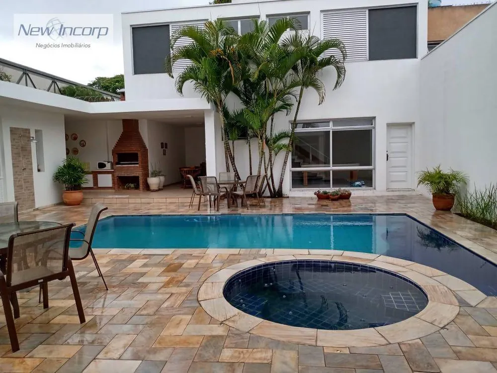 Sobrado, 5 quartos, 650 m² - Foto 1