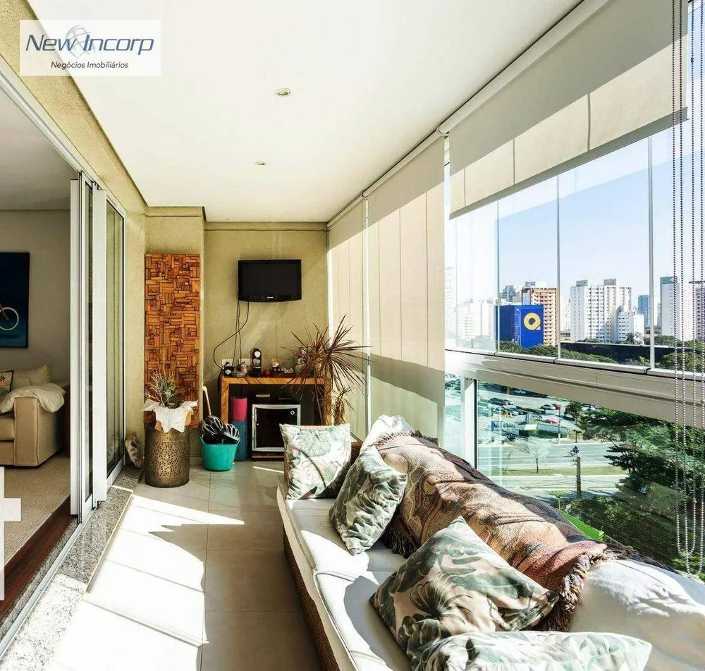 Apartamento, 3 quartos, 154 m² - Foto 2