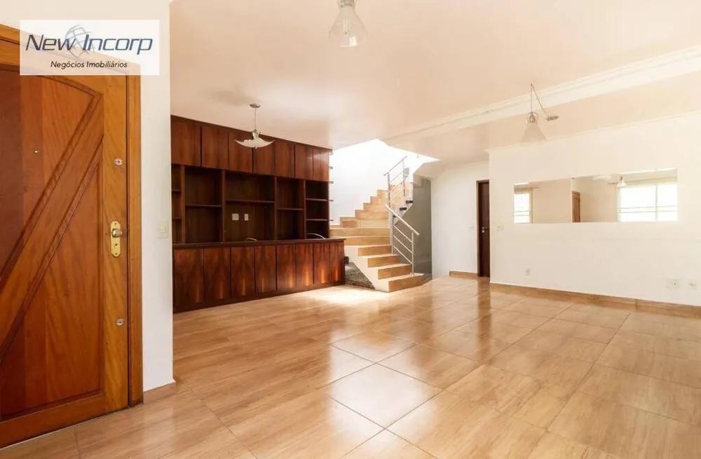 Casa, 3 quartos, 188 m² - Foto 2