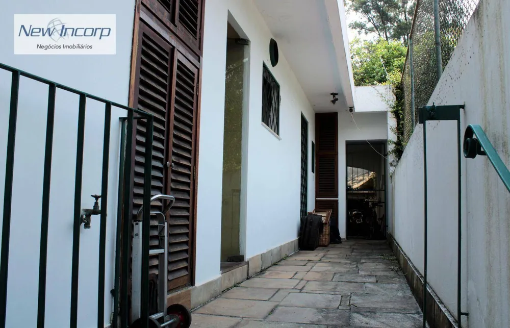 Casa, 4 quartos, 316 m² - Foto 1