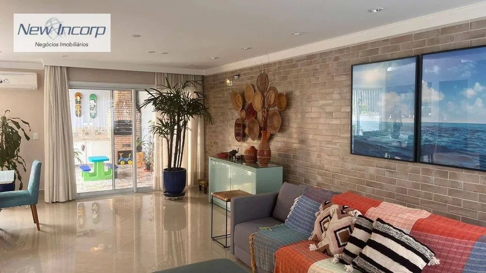 Sobrado, 3 quartos, 250 m² - Foto 1