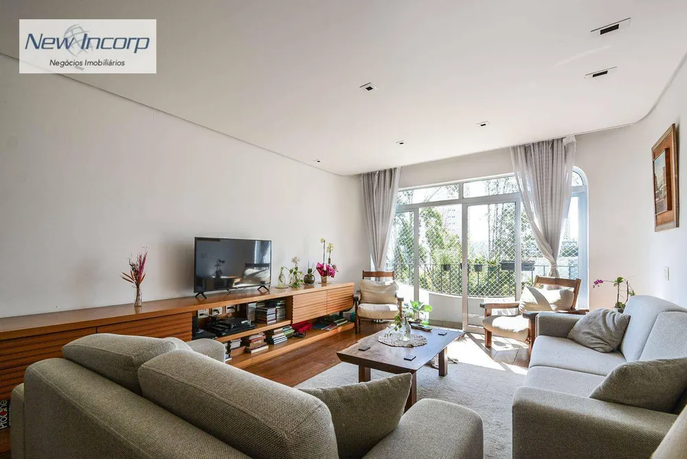Apartamento, 3 quartos, 148 m² - Foto 1