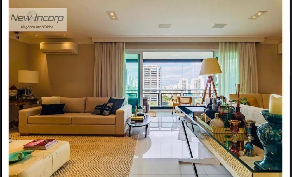 Apartamento, 4 quartos, 335 m² - Foto 1