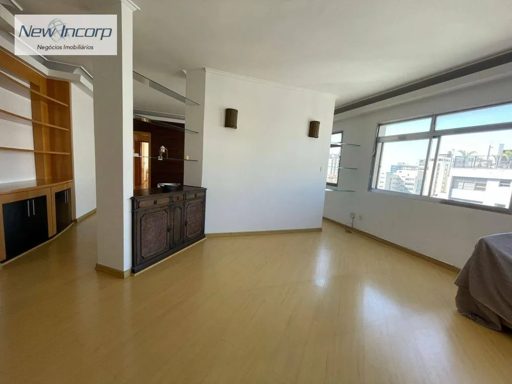 Apartamento, 3 quartos, 230 m² - Foto 1