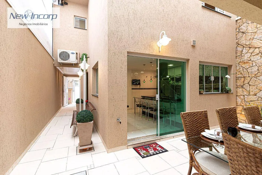 Sobrado, 2 quartos, 178 m² - Foto 1