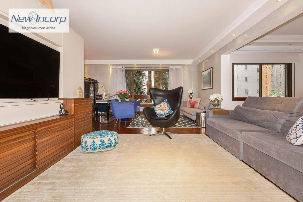 Apartamento, 3 quartos, 184 m² - Foto 2