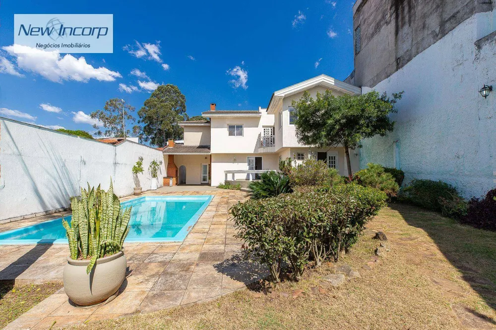 Sobrado, 3 quartos, 445 m² - Foto 1