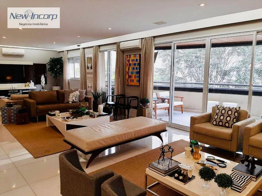 Apartamento, 3 quartos, 202 m² - Foto 1
