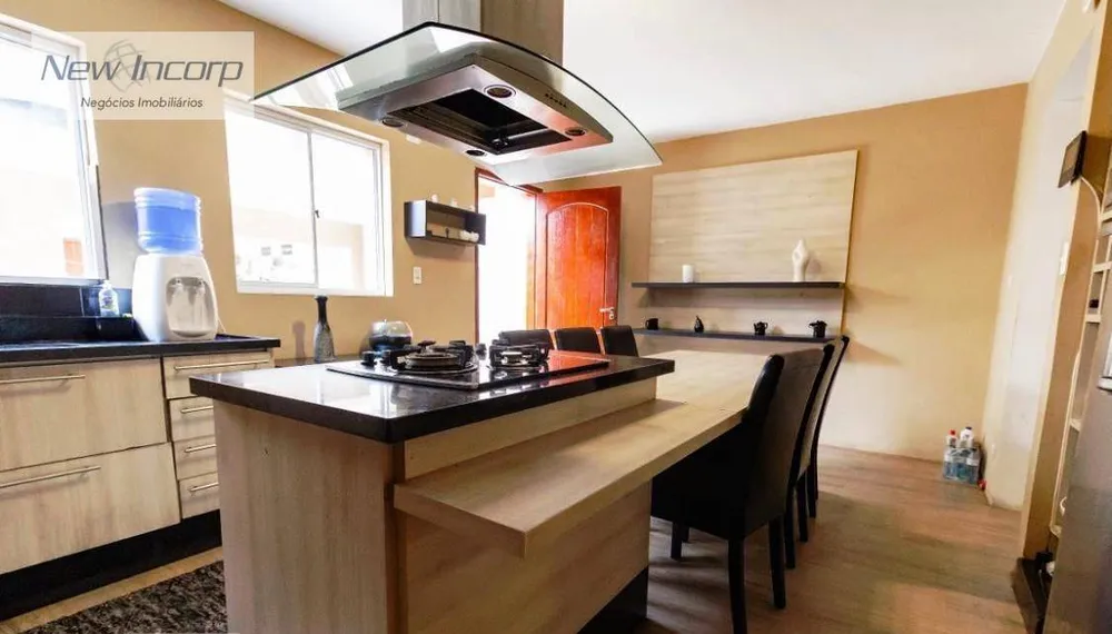 Sobrado, 3 quartos, 210 m² - Foto 3