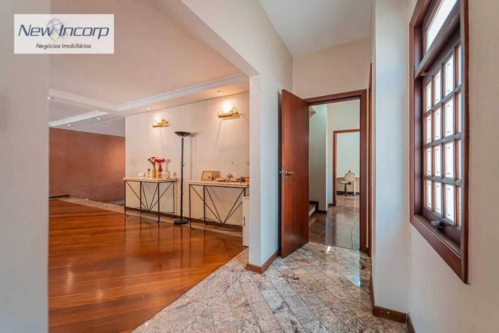 Sobrado, 4 quartos, 395 m² - Foto 1