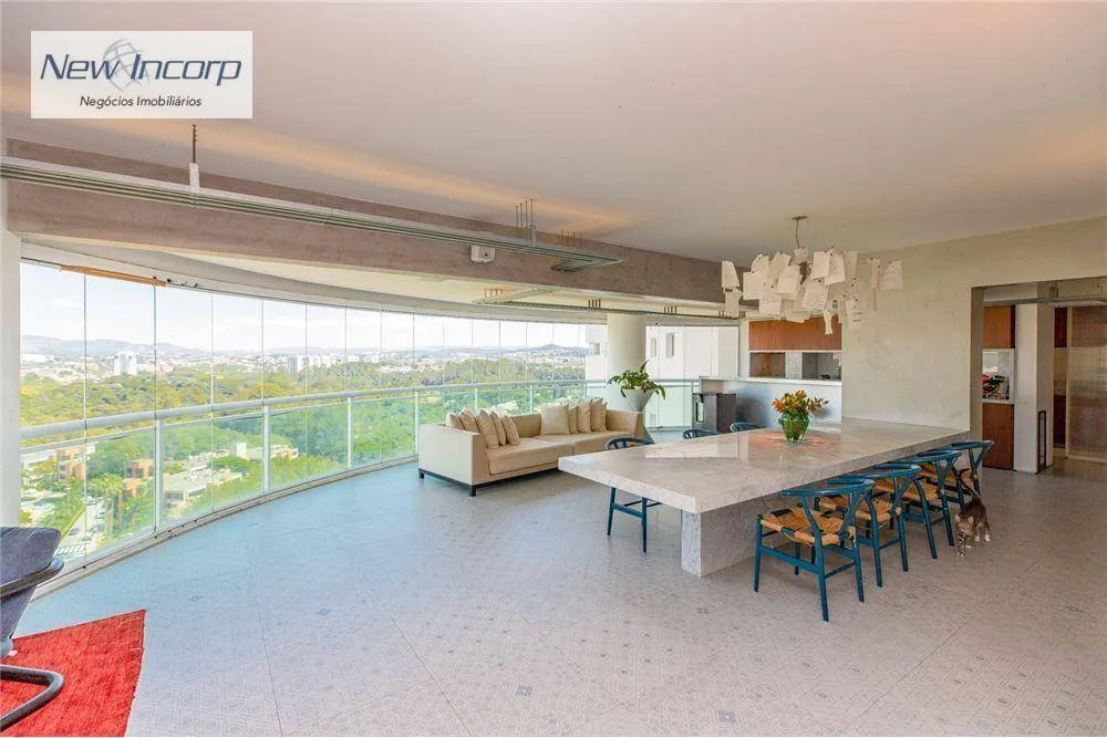 Apartamento, 3 quartos, 260 m² - Foto 1