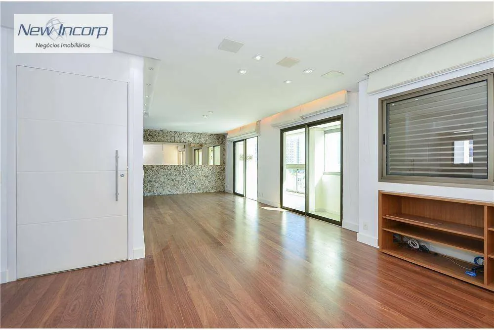 Apartamento, 3 quartos, 147 m² - Foto 1