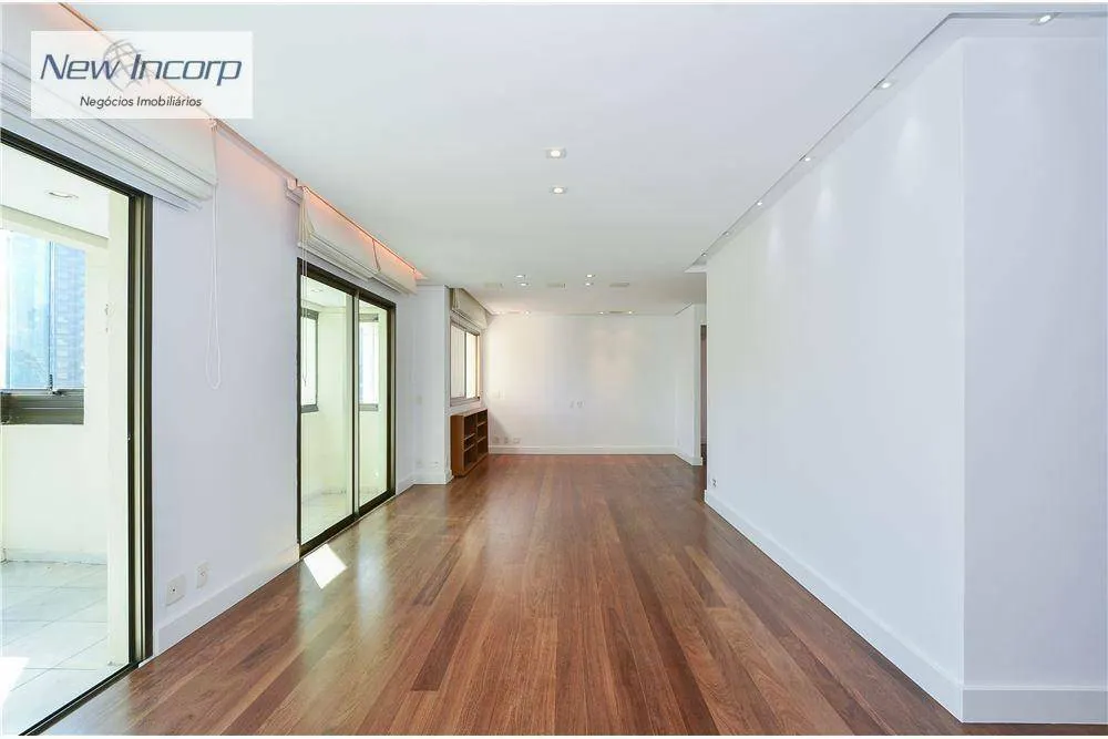 Apartamento, 3 quartos, 147 m² - Foto 2