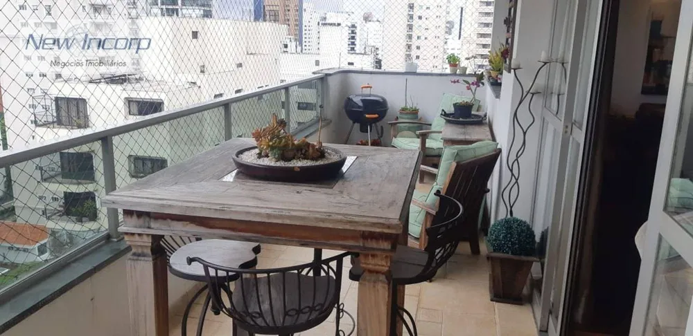 Apartamento, 4 quartos, 240 m² - Foto 1
