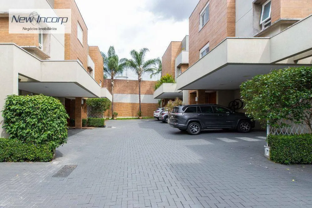 Casa, 5 quartos, 275 m² - Foto 1