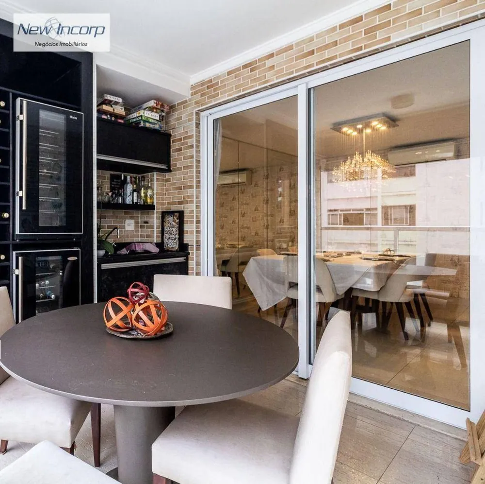 Apartamento, 4 quartos, 250 m² - Foto 1