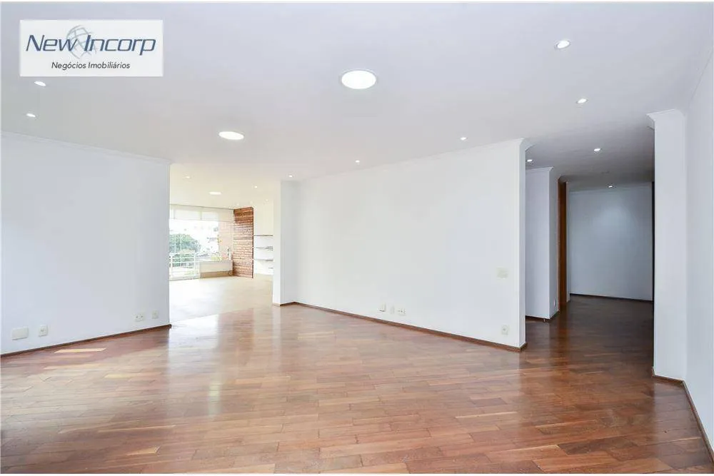 Apartamento, 3 quartos, 250 m² - Foto 2