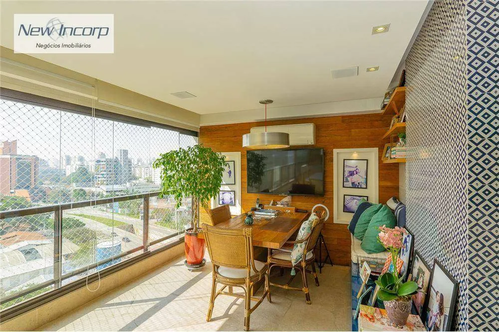 Apartamento, 3 quartos, 209 m² - Foto 4