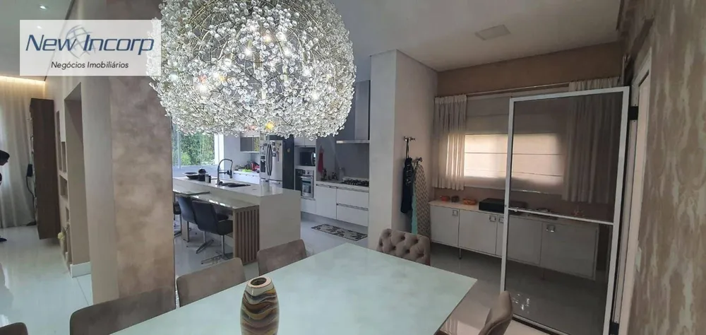 Apartamento, 4 quartos, 214 m² - Foto 2
