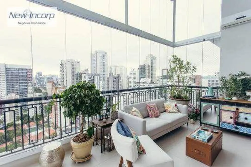 Apartamento, 3 quartos, 225 m² - Foto 1