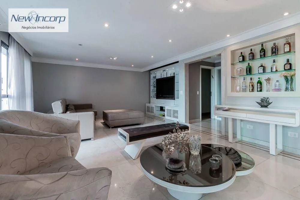 Apartamento, 4 quartos, 202 m² - Foto 2