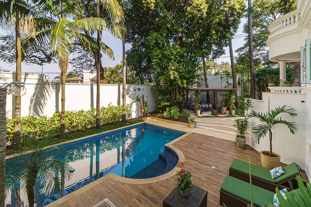 Casa, 4 quartos, 827 m² - Foto 1