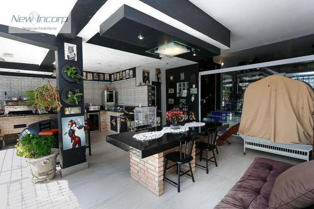 Sobrado, 5 quartos, 380 m² - Foto 1