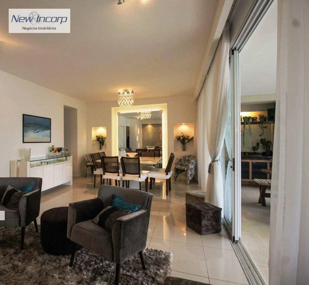 Apartamento, 3 quartos, 220 m² - Foto 2
