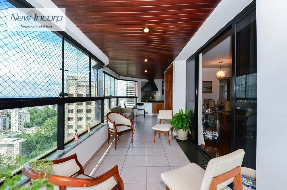 Apartamento, 3 quartos, 241 m² - Foto 1