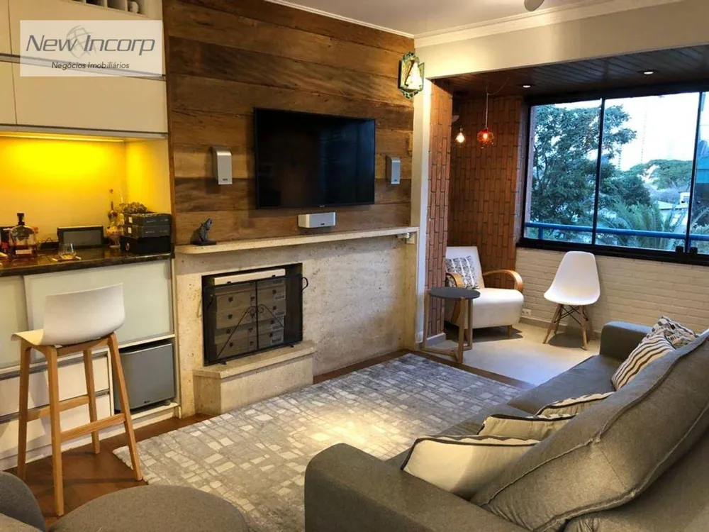 Apartamento, 3 quartos, 130 m² - Foto 1