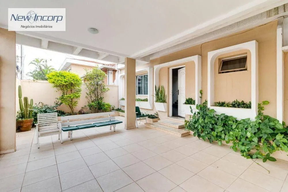 Sobrado, 4 quartos, 211 m² - Foto 2