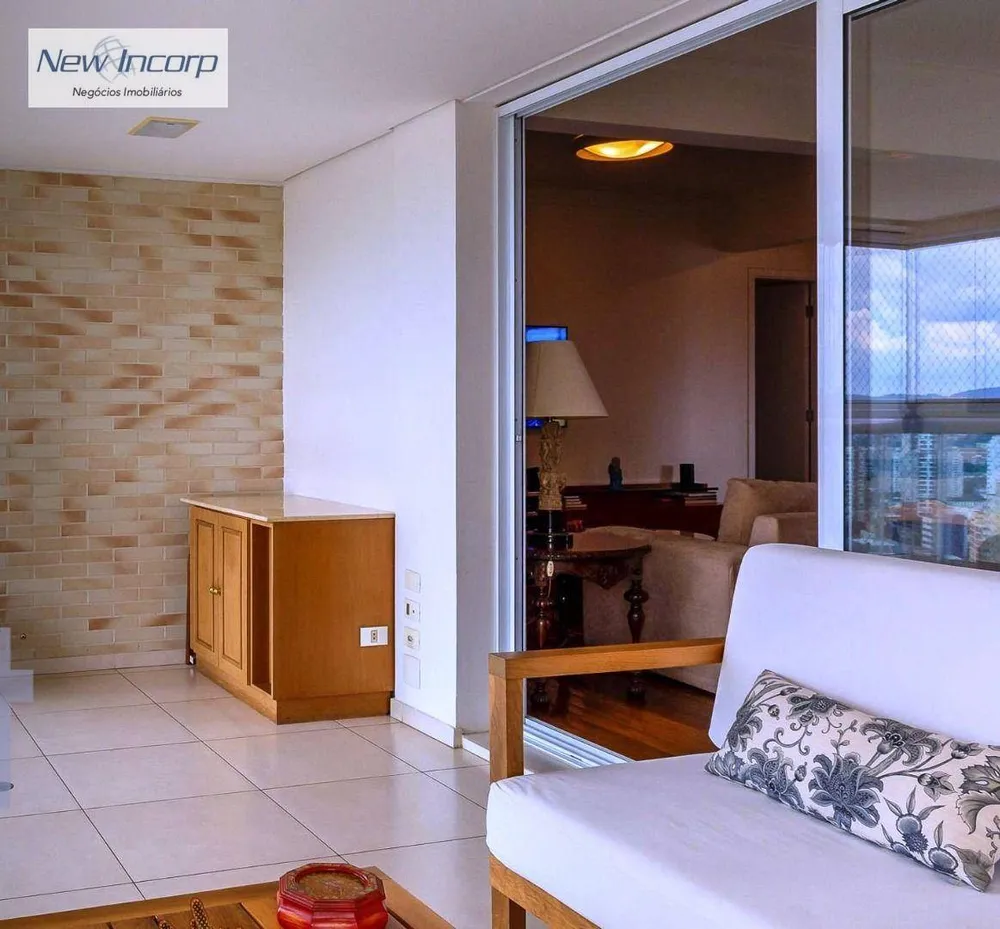 Apartamento, 3 quartos, 220 m² - Foto 4