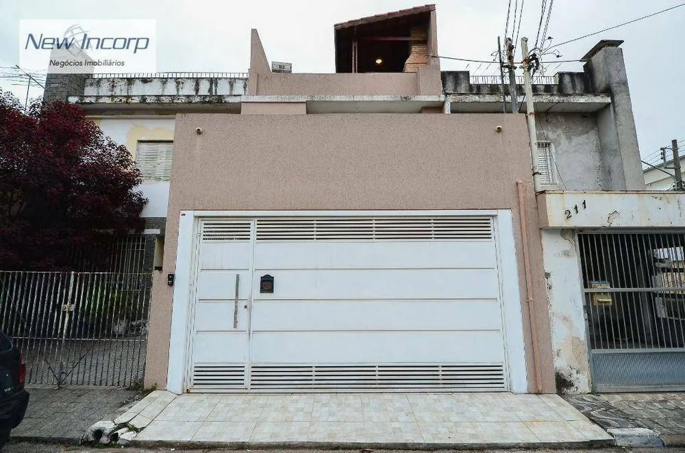 Sobrado, 3 quartos, 210 m² - Foto 1