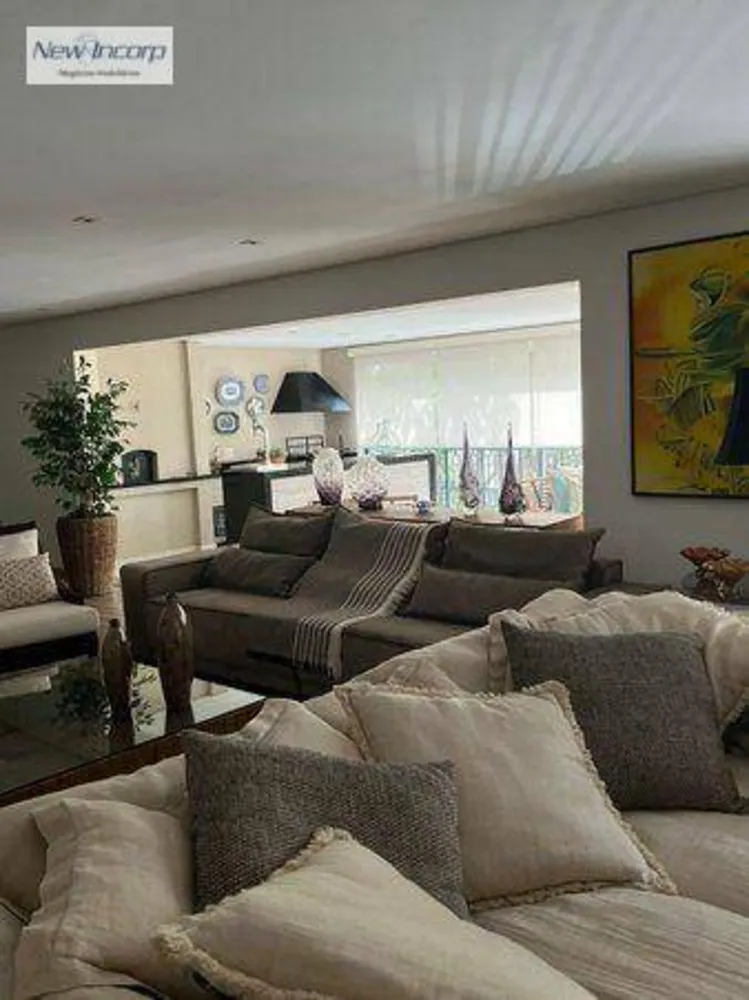 Apartamento, 3 quartos, 300 m² - Foto 1