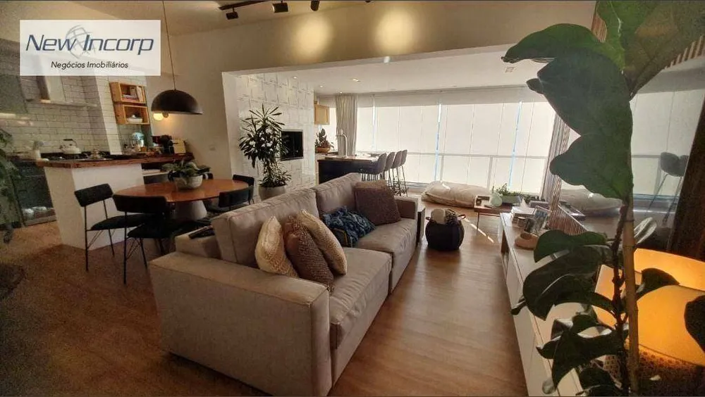 Apartamento, 3 quartos, 121 m² - Foto 1