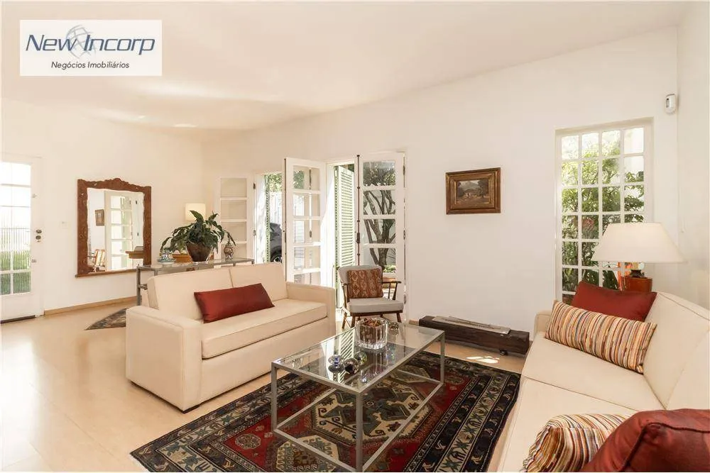 Casa, 3 quartos, 168 m² - Foto 2