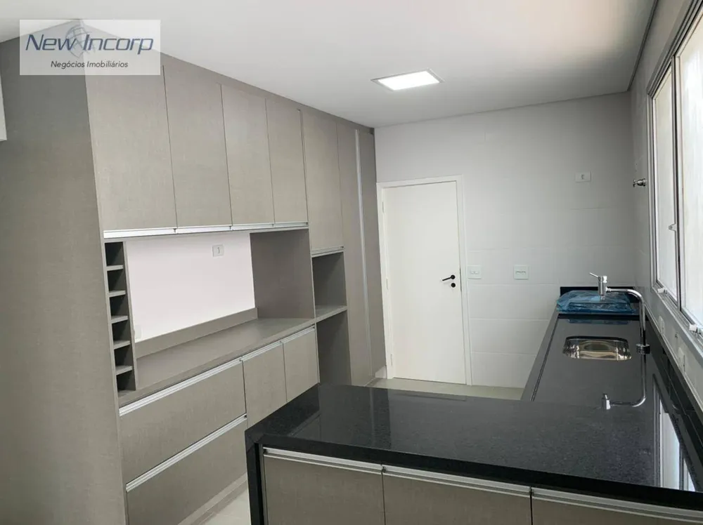 Apartamento, 3 quartos, 182 m² - Foto 4