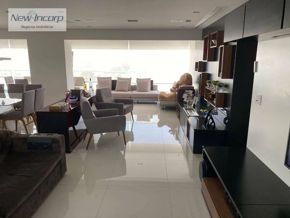Apartamento, 3 quartos, 171 m² - Foto 1
