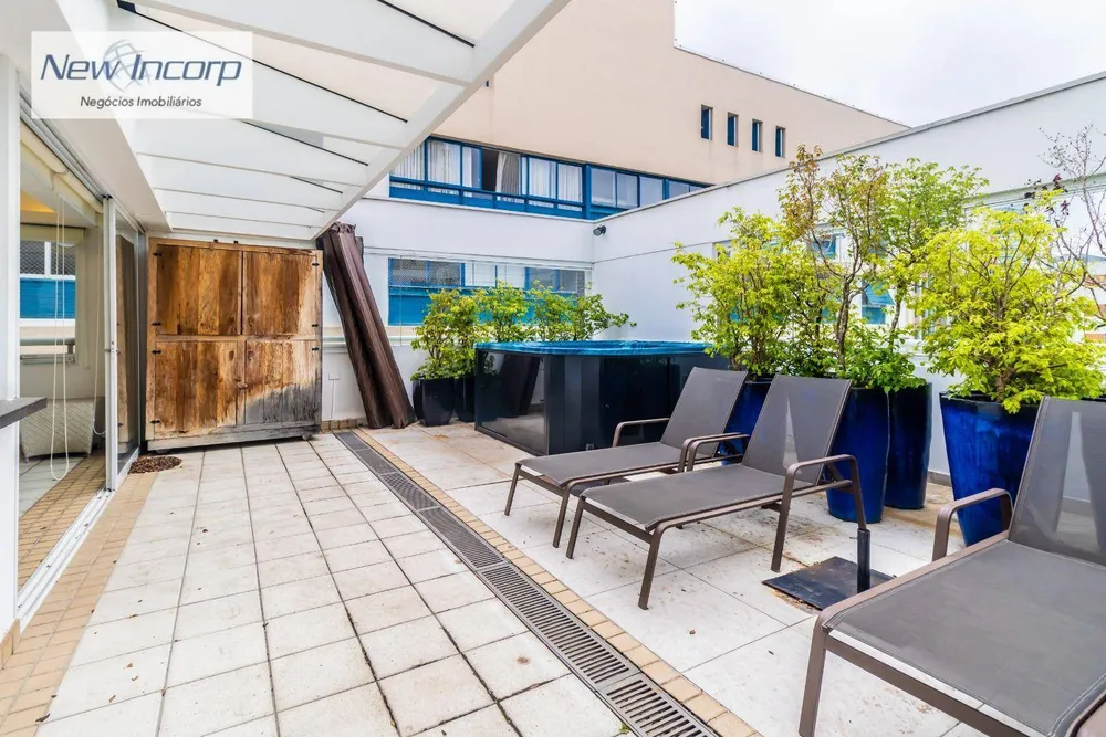 Cobertura, 4 quartos, 231 m² - Foto 2