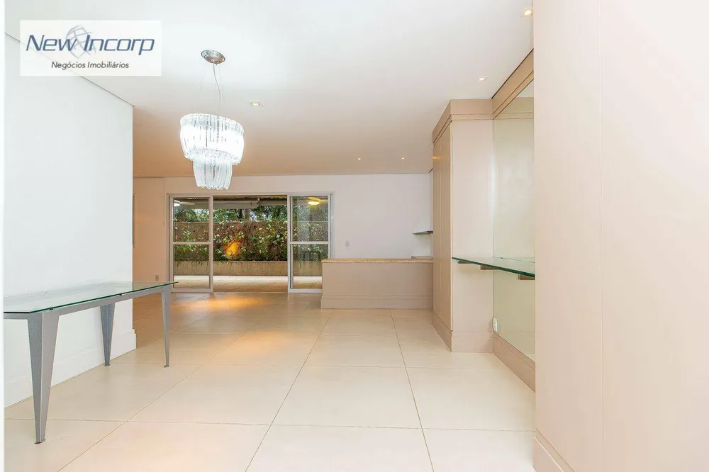 Apartamento, 3 quartos, 190 m² - Foto 2