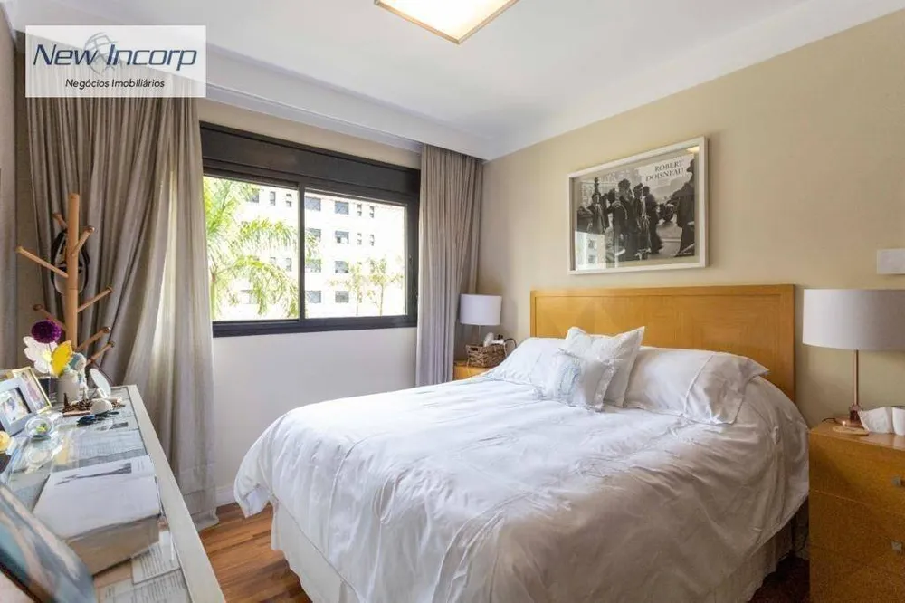 Apartamento, 3 quartos, 178 m² - Foto 1