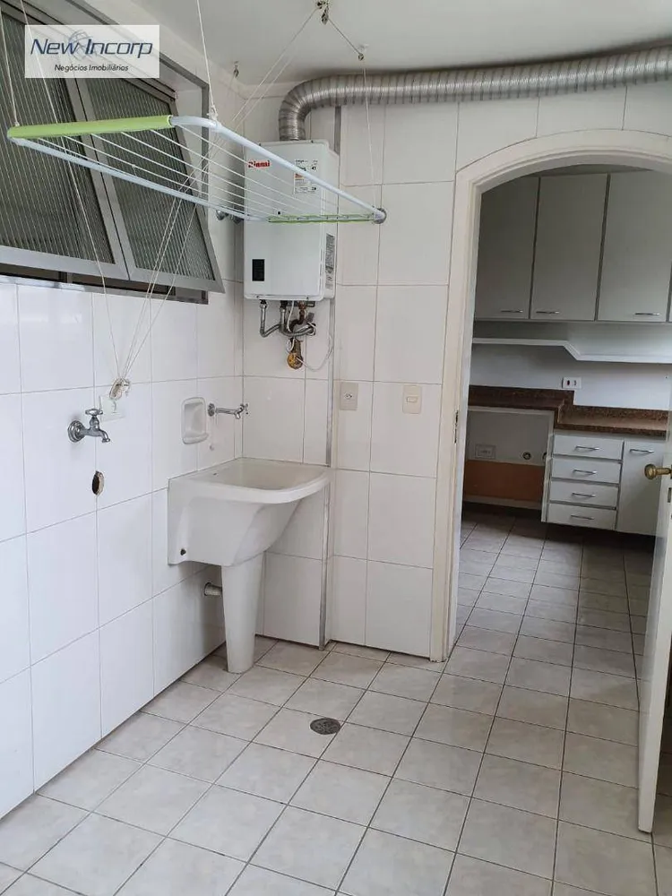 Apartamento, 3 quartos, 140 m² - Foto 2